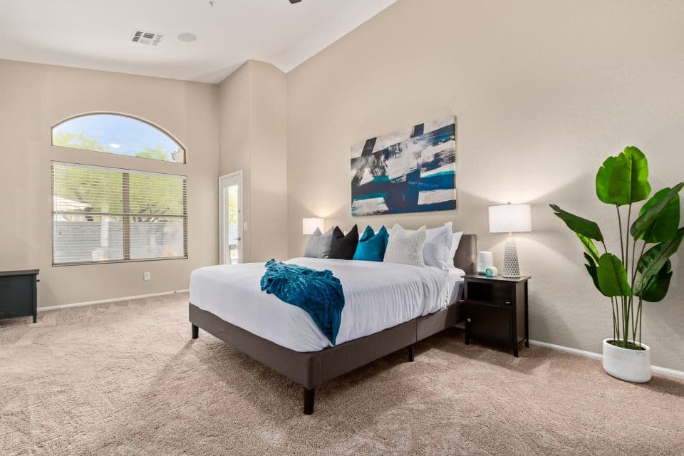 Mayo Retreat - Image 11