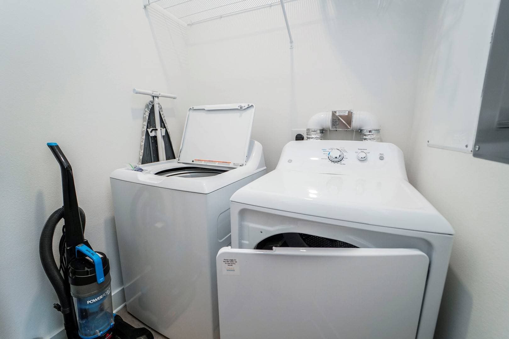 Cake By The Ocean - Image 11