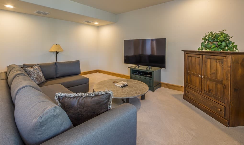 Rose Bud House - Image 25