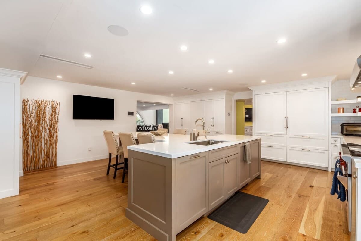 Hummingbird Estate - Image 6