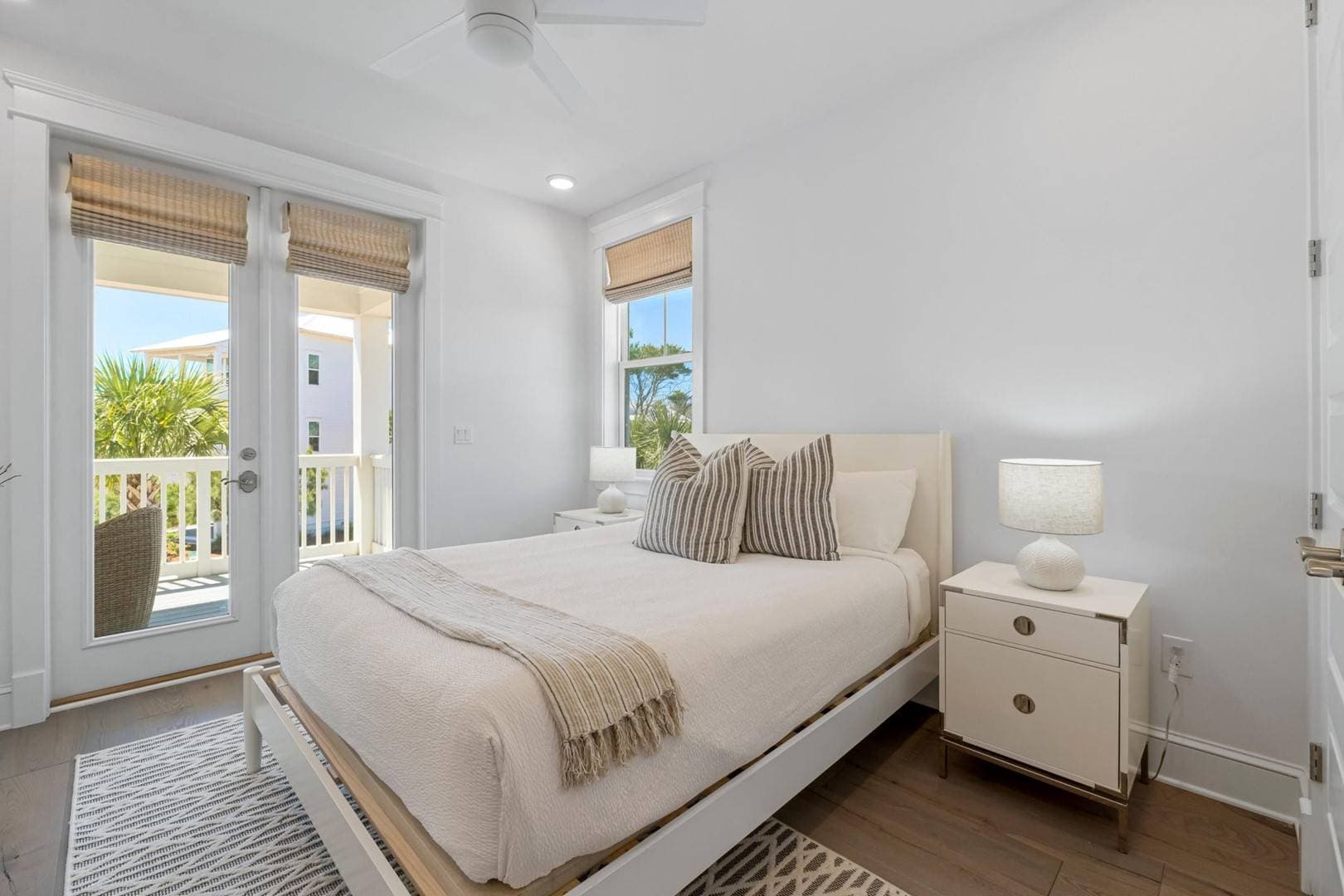 Palm Tree Paradise - Image 22