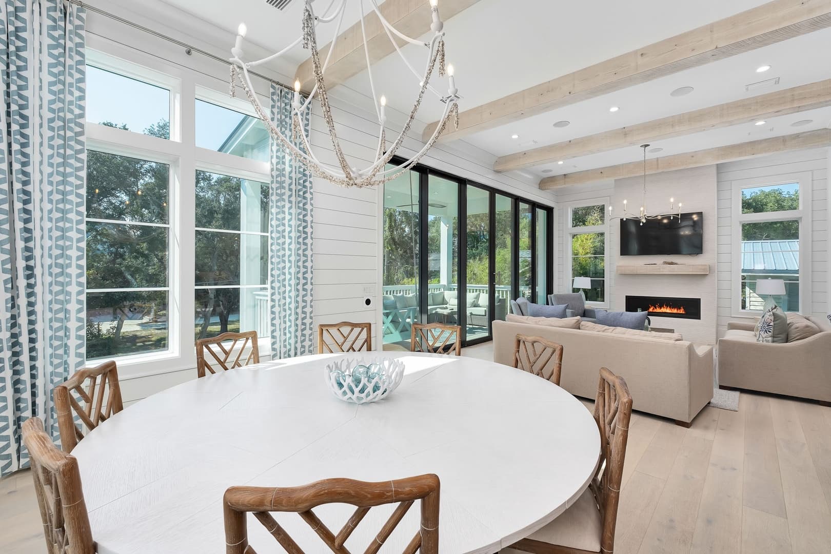 Bearfoot By The Sea - Image 8