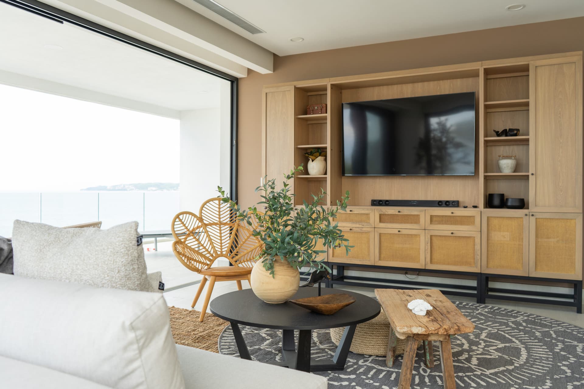 Udara Condo #2D - Image 3