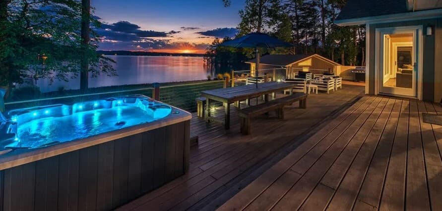 Lake Norman Hideaway - Image 2