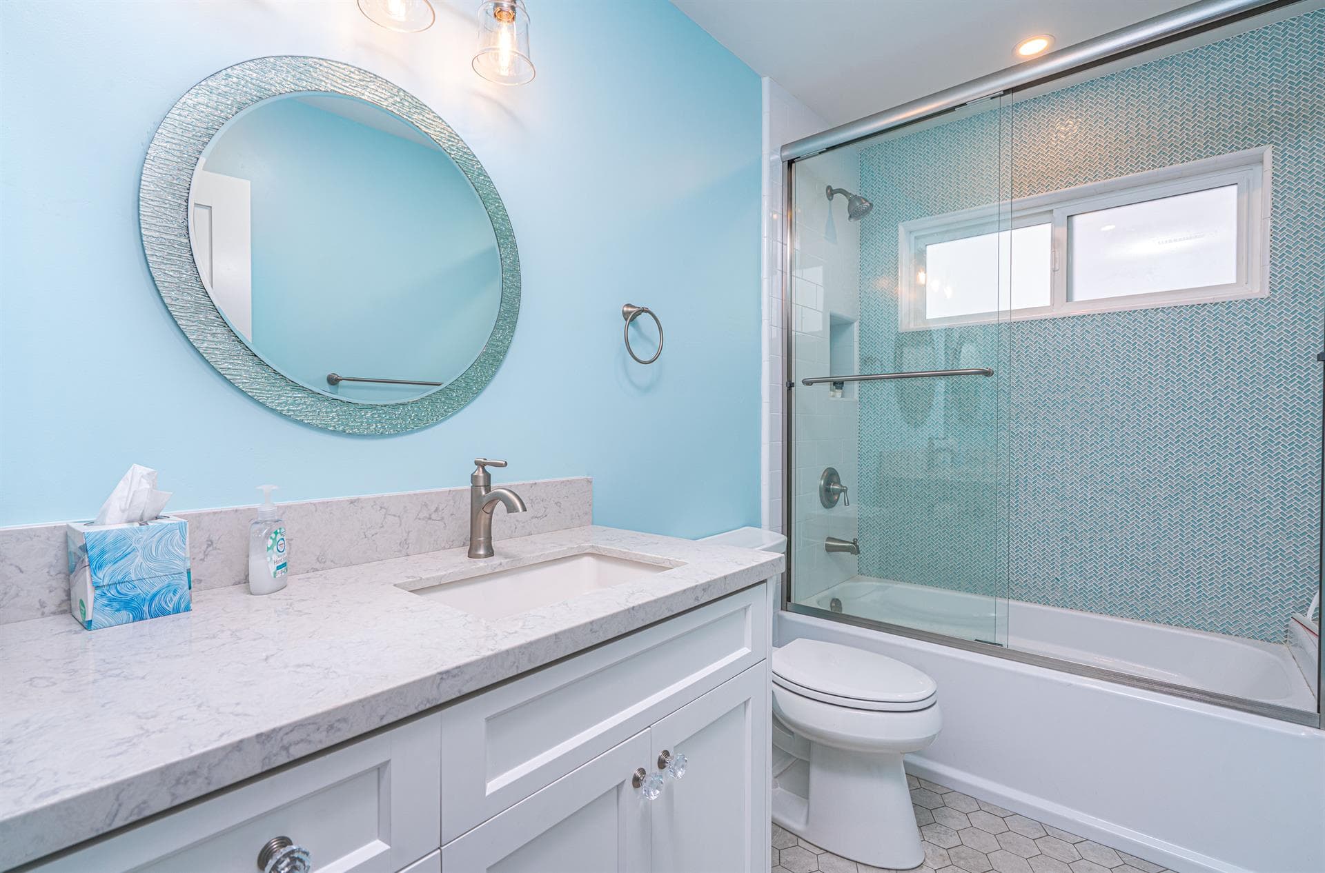 Sunset Sail - Image 8