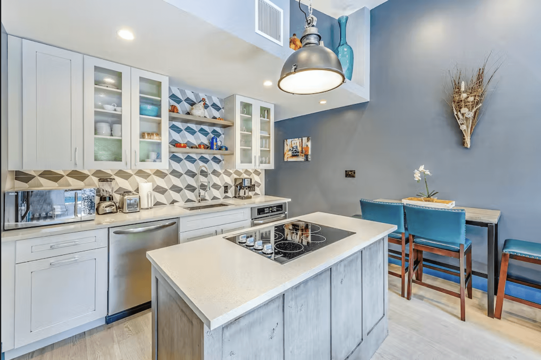 Island Hideaway - Image 7