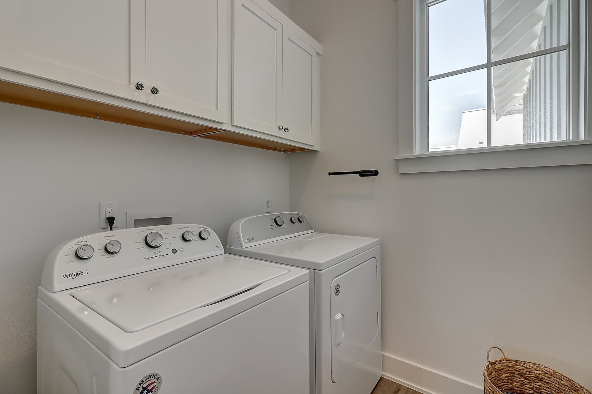 Shore Break House - Image 34