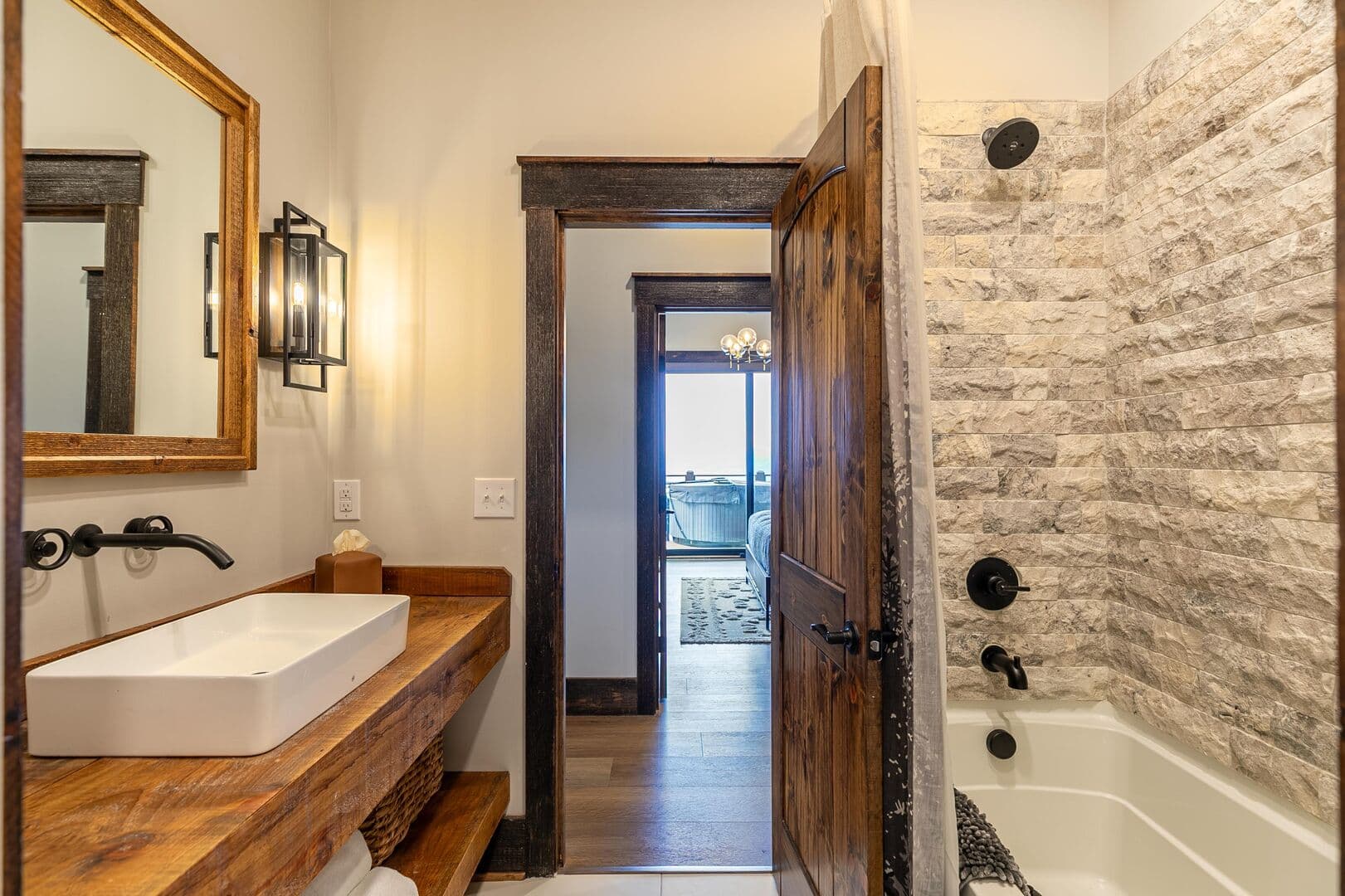 Elevated at Monteagle - Image 14