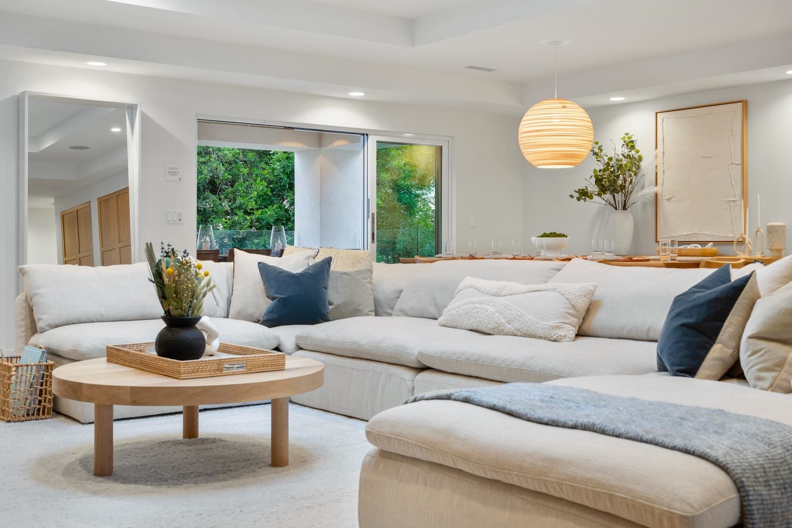 Shoreline Retreat - Image 11