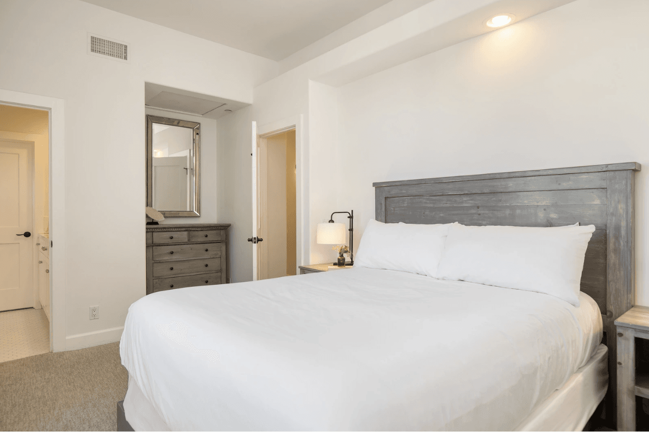 Emerald Cove - Image 19