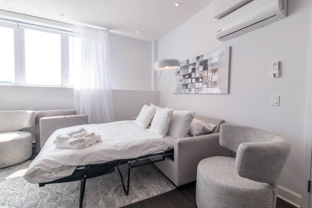 Miller House - Image 29