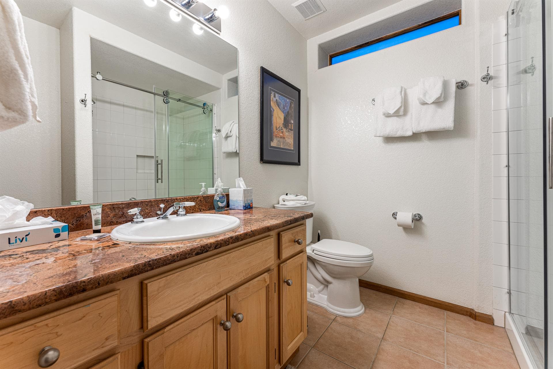 Burgundy House - Image 56