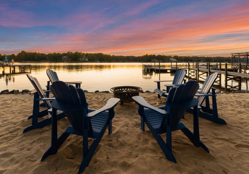 Sandy Shore - Image 51