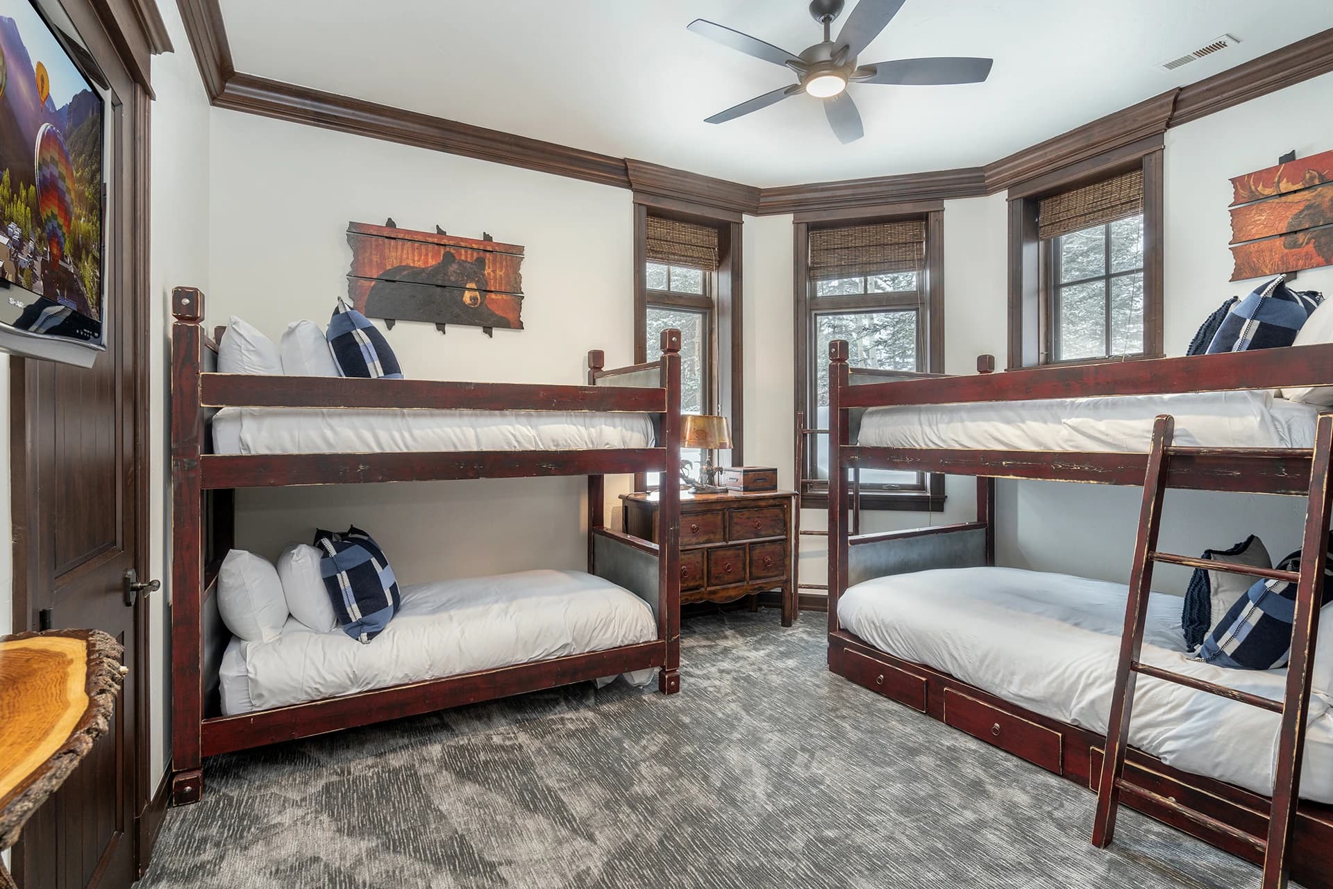 Benchmark Chateau - Image 24