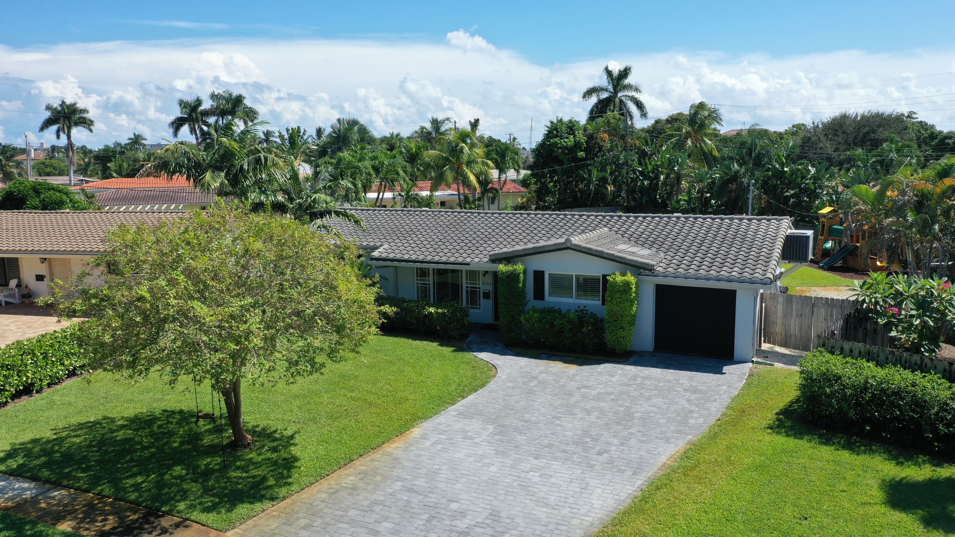 Light Beam House  - Image 60