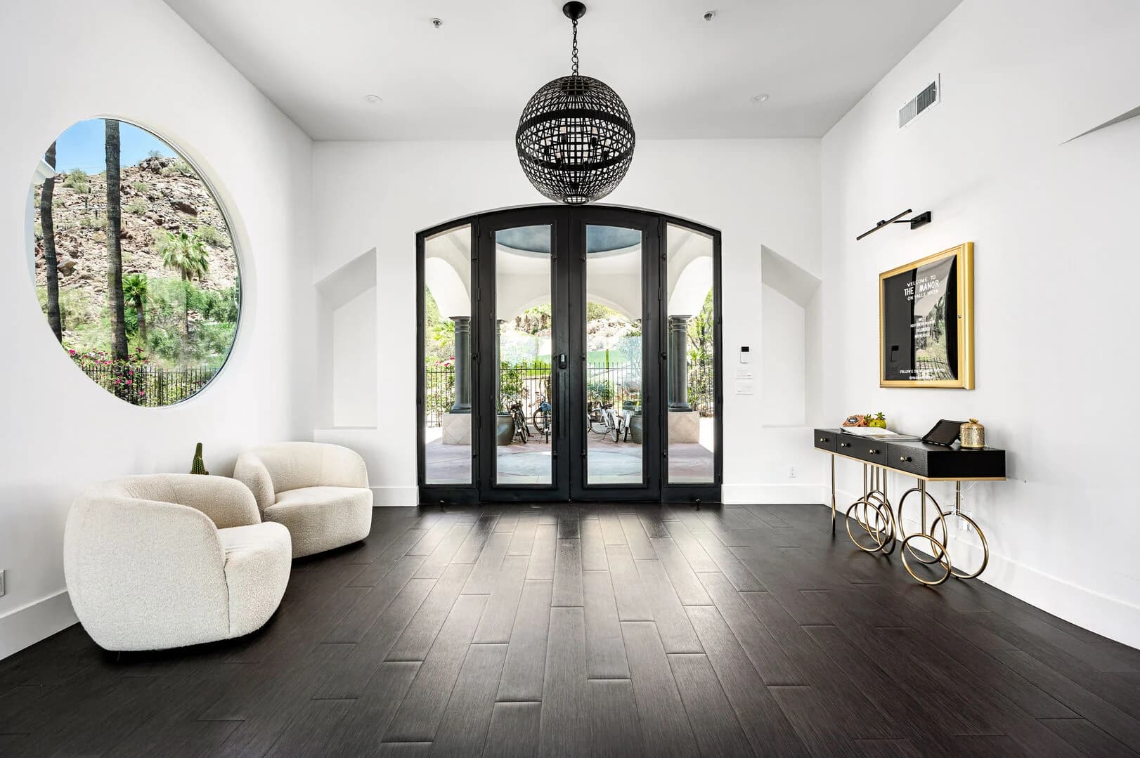 Valle Vista Manor - Image 23