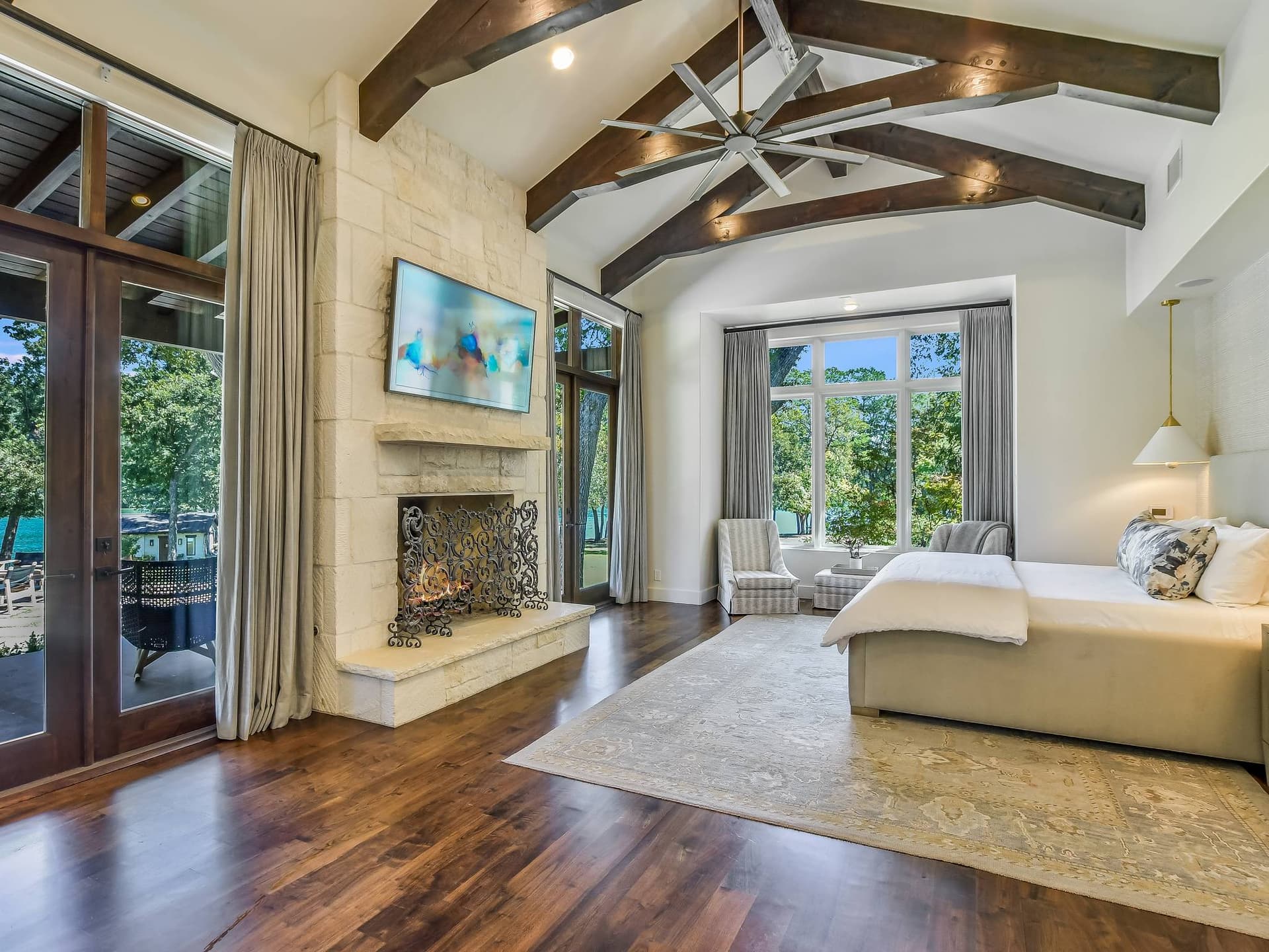 Sapphire on Lake Austin - Image 38