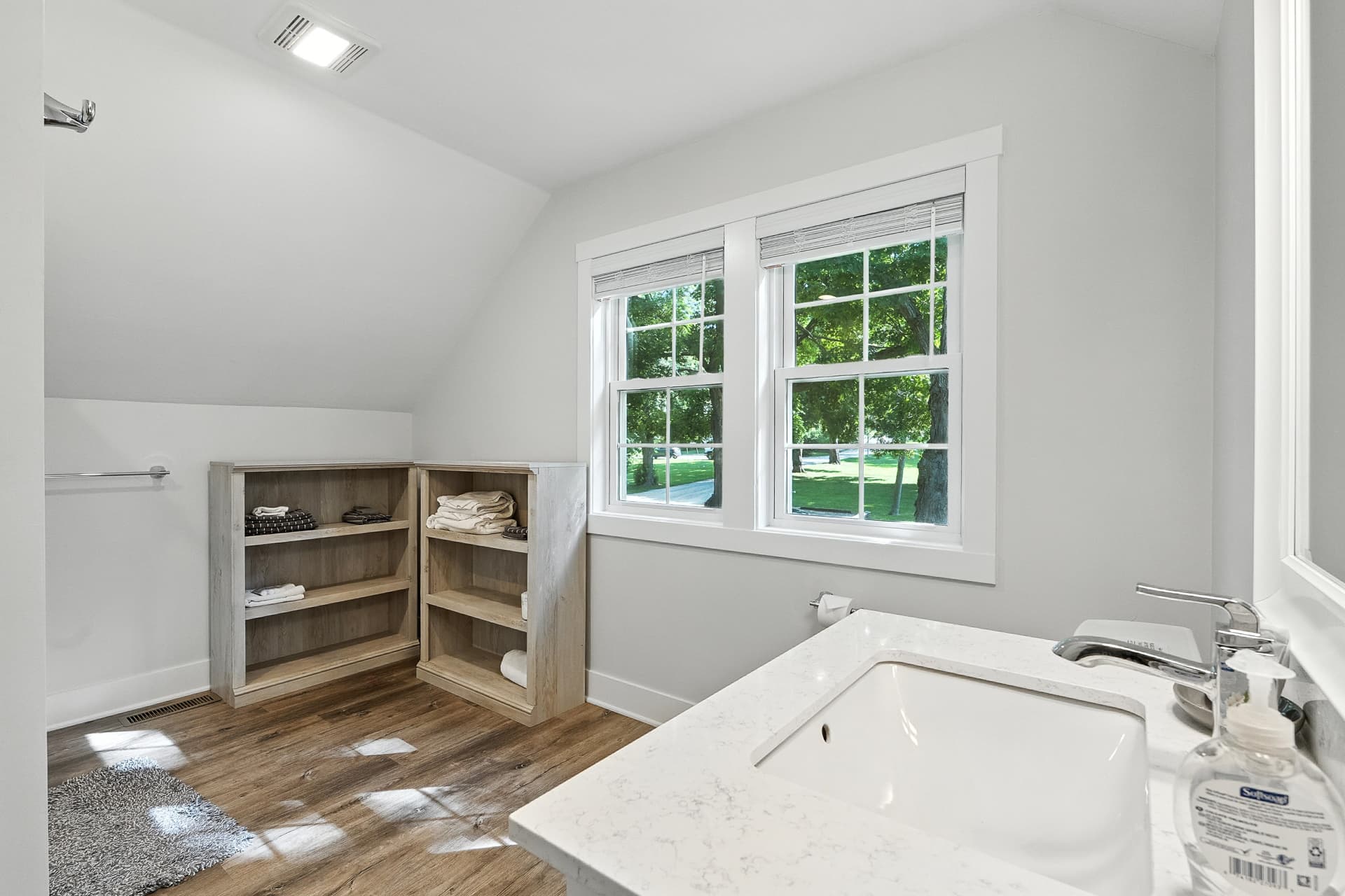 Thenell's Beach House - Image 35