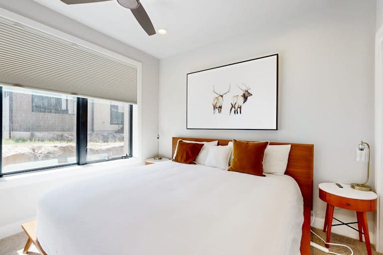 Luxury Hideout Overlook - Image 14