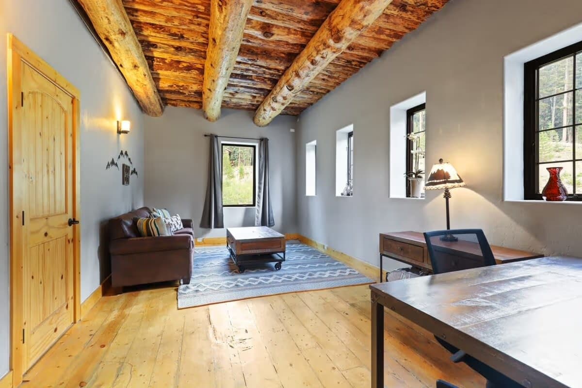 Serene Lodge - Image 13