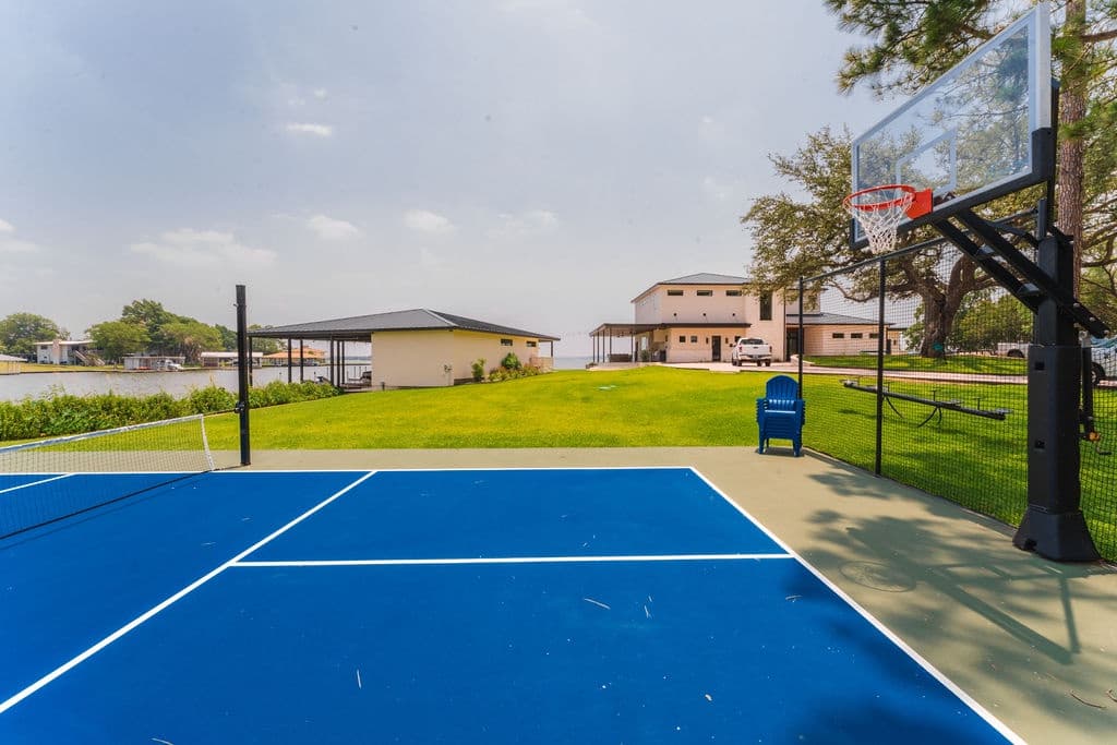 Some Kind of Wonderful Villa - Image 29