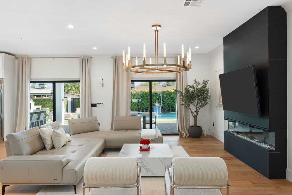 Casa Privada - Image 2