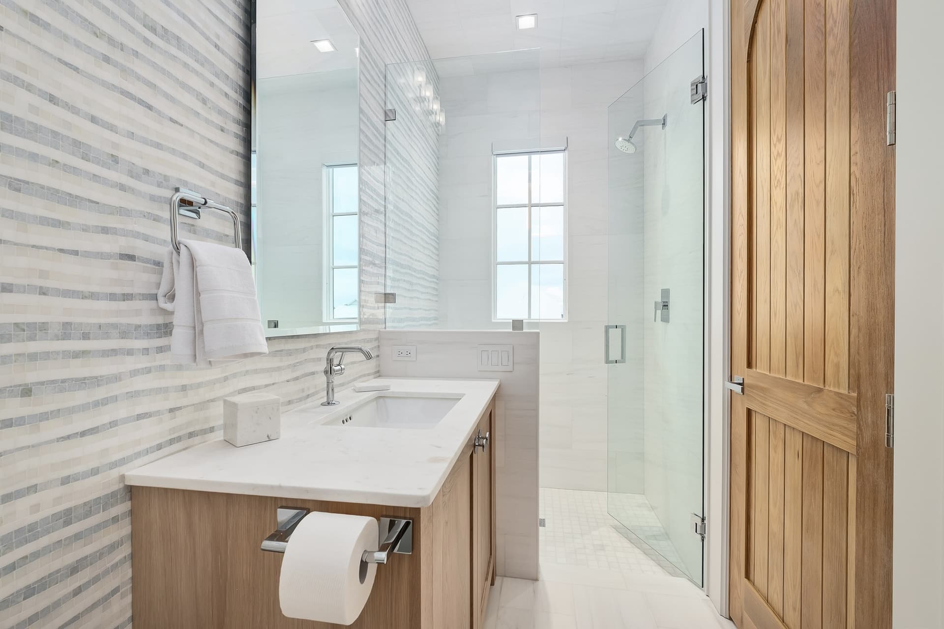 Gulf Front Sanctuary - Image 32