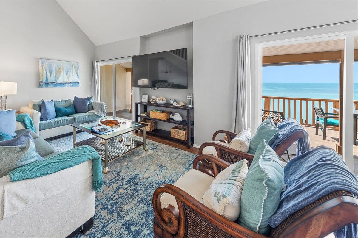 Casa Laguna Residence - Image 3