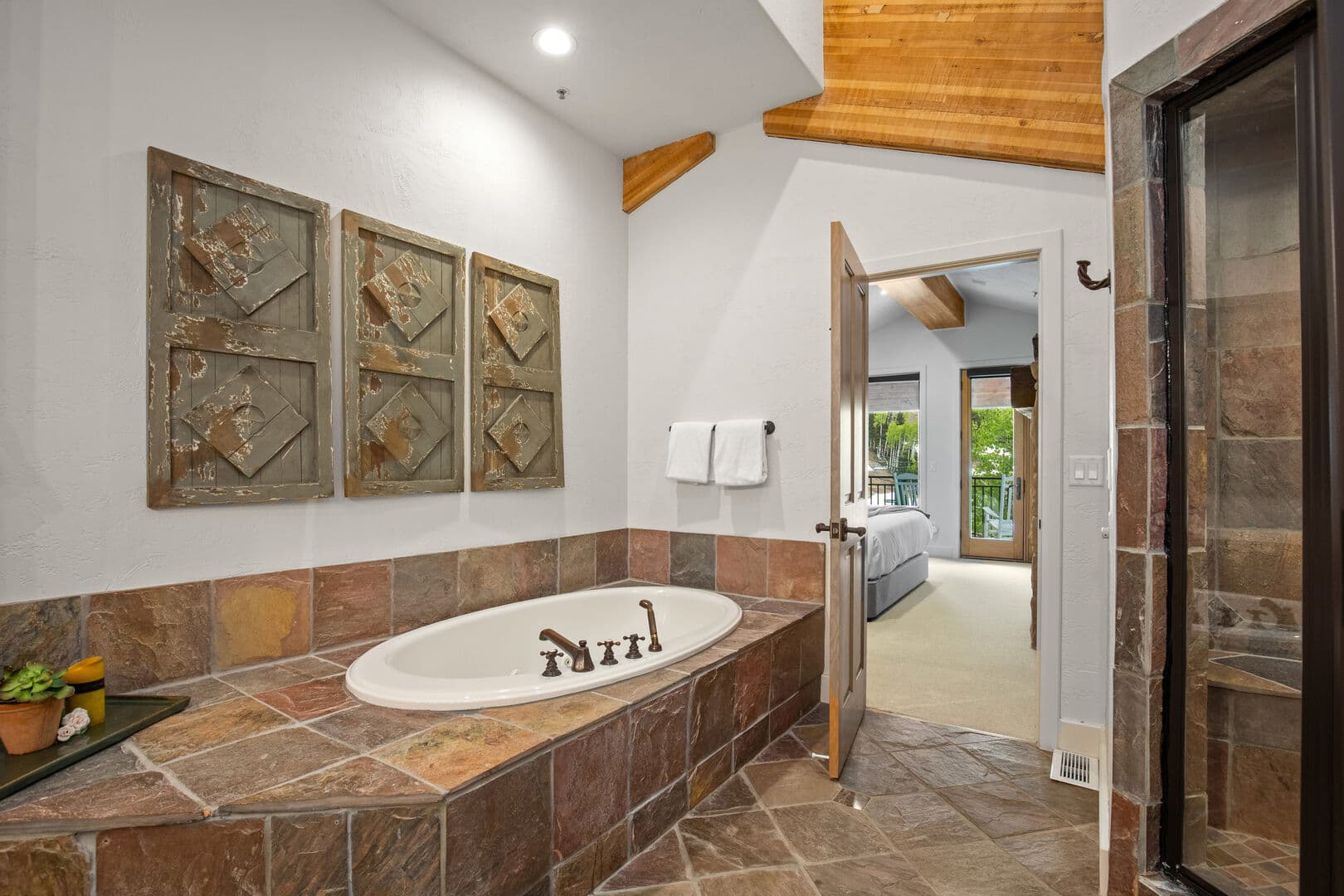 Sterling Lodge - Image 25