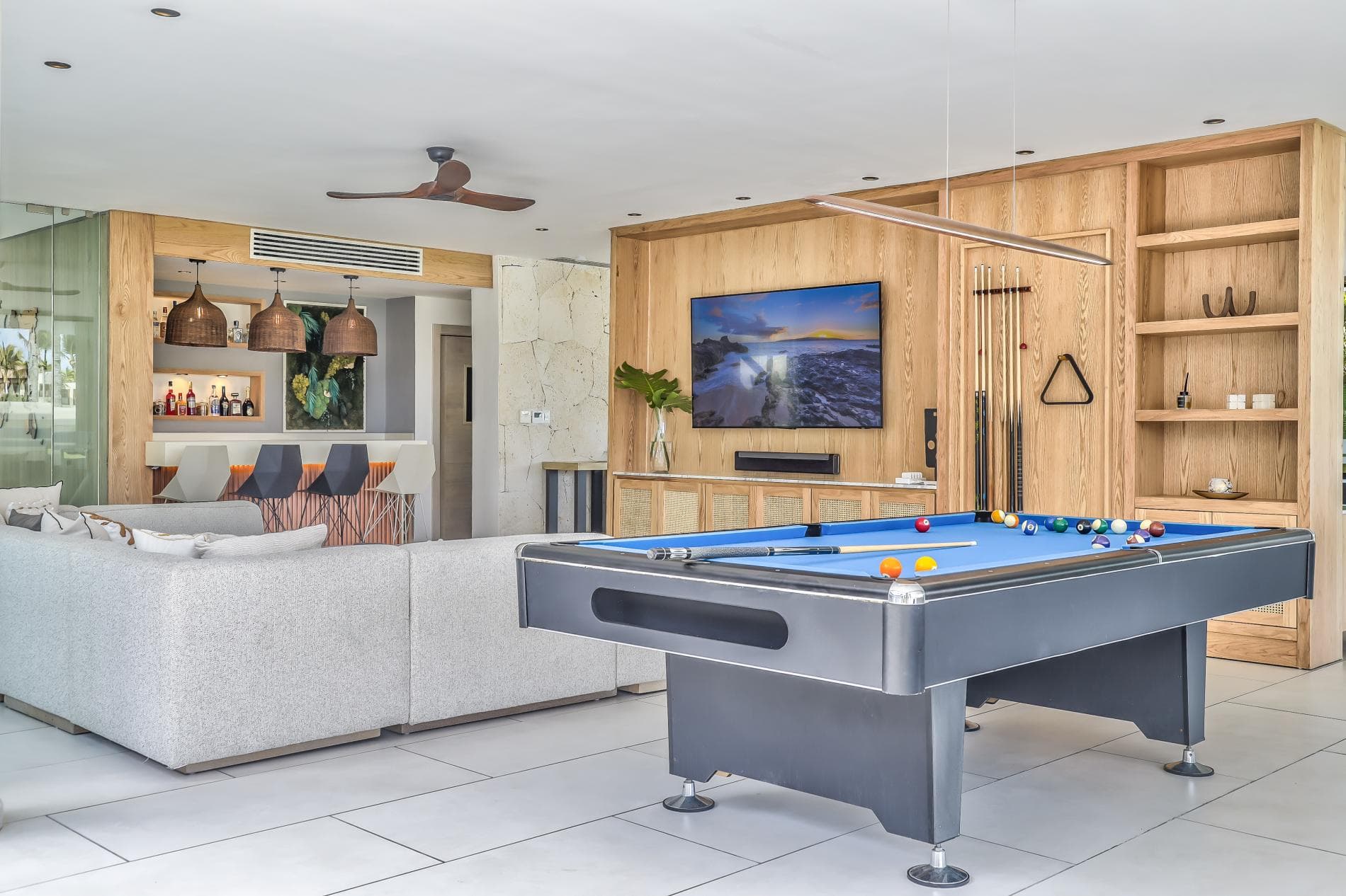 Royale Estate - Image 5