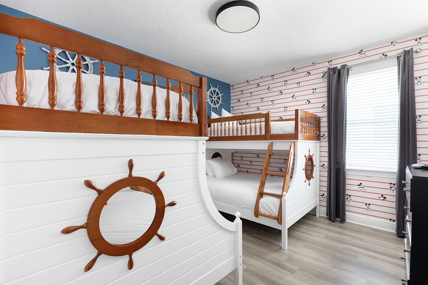 The Modern Galactic Villa - Image 22