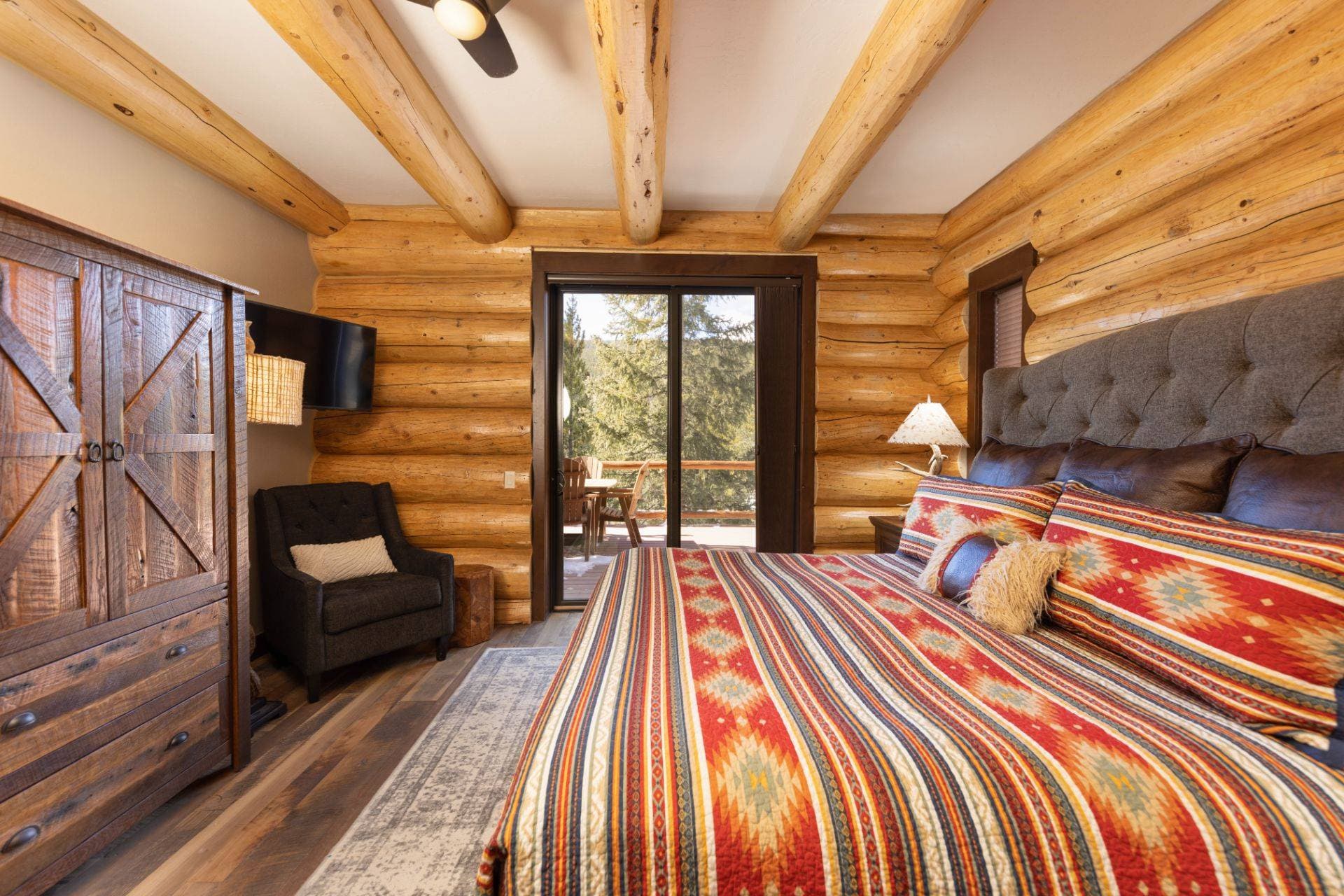 Pine Ridge Cabin - Image 17