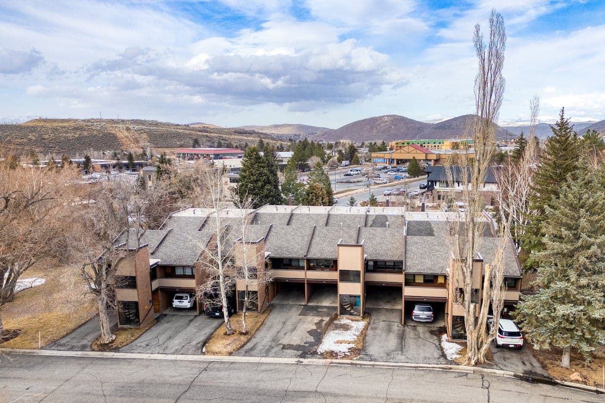 Parkside Condo - Image 21