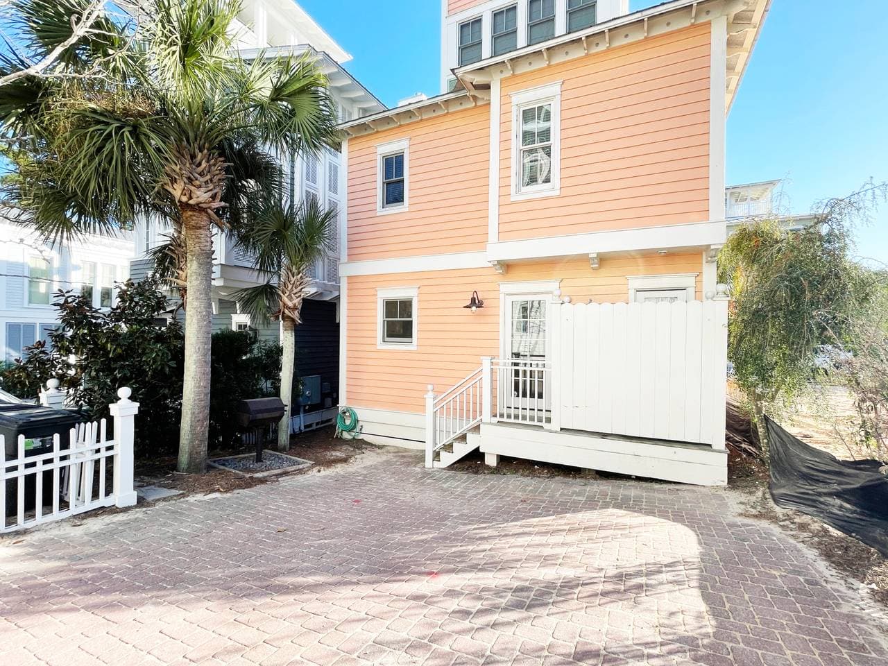 Frosted Orange Home - Image 40