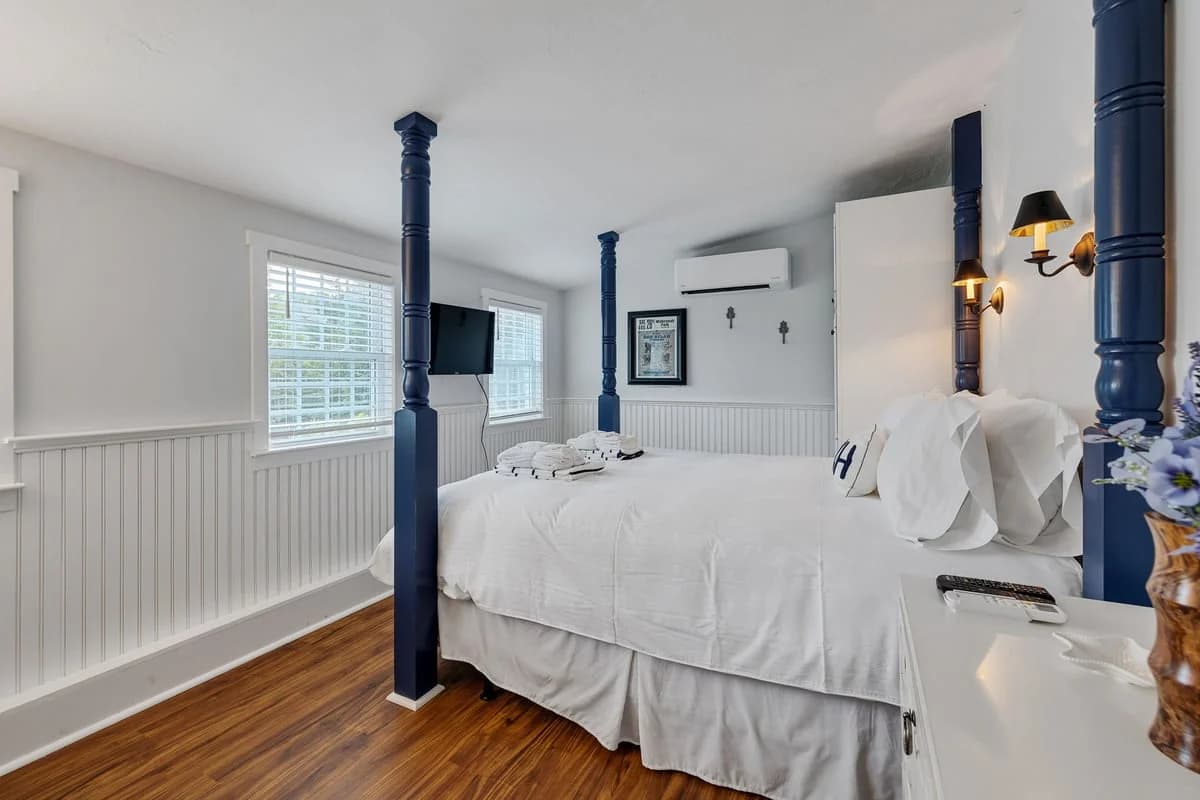 Northern Exposure - Image 44