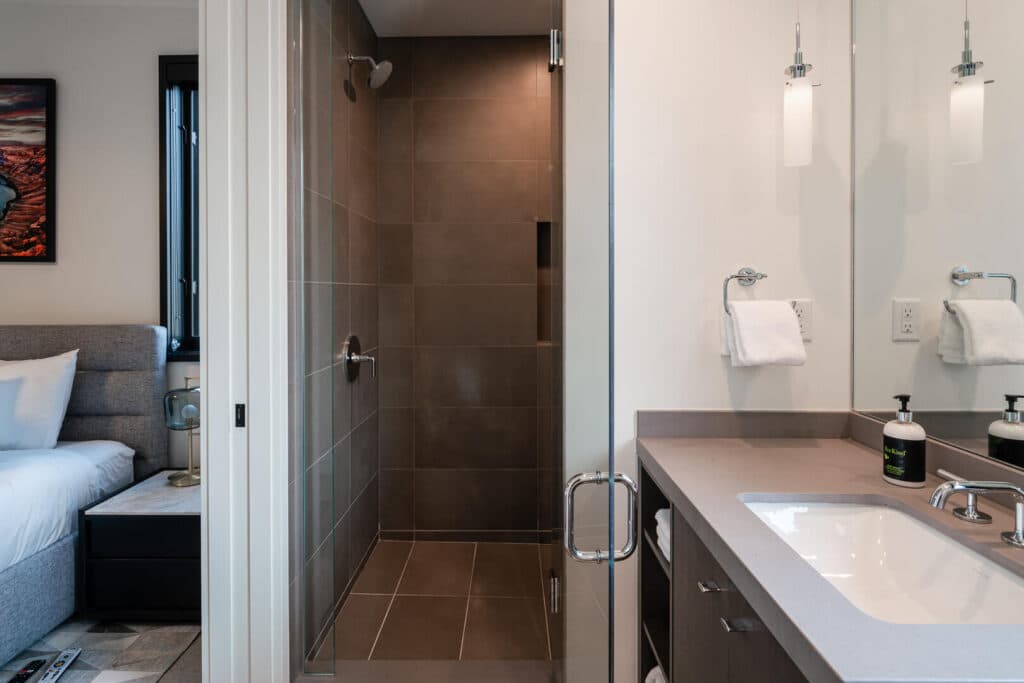 Treeline Place - Image 16