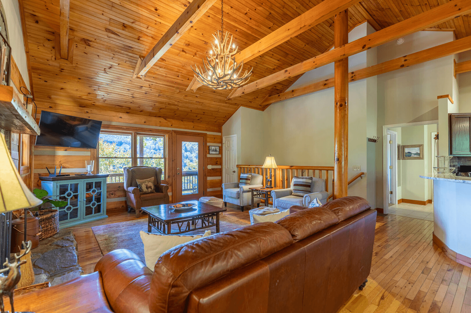 Log Inn at River Ridge - Image 4