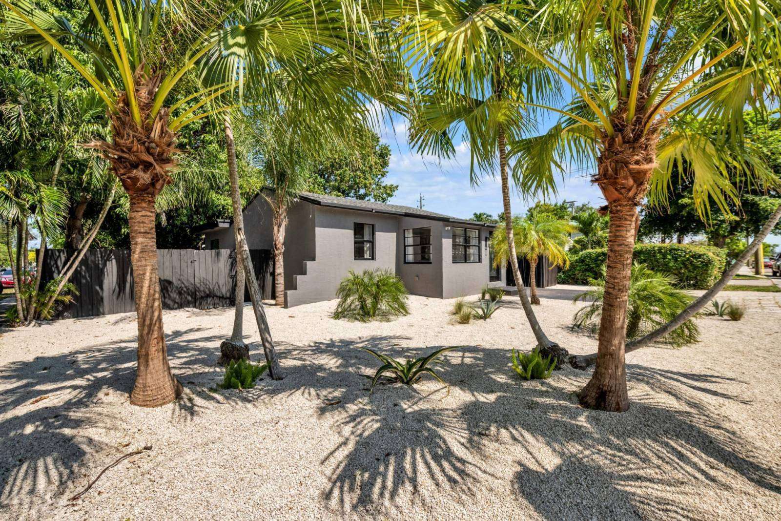 Urban Seaside - Image 5