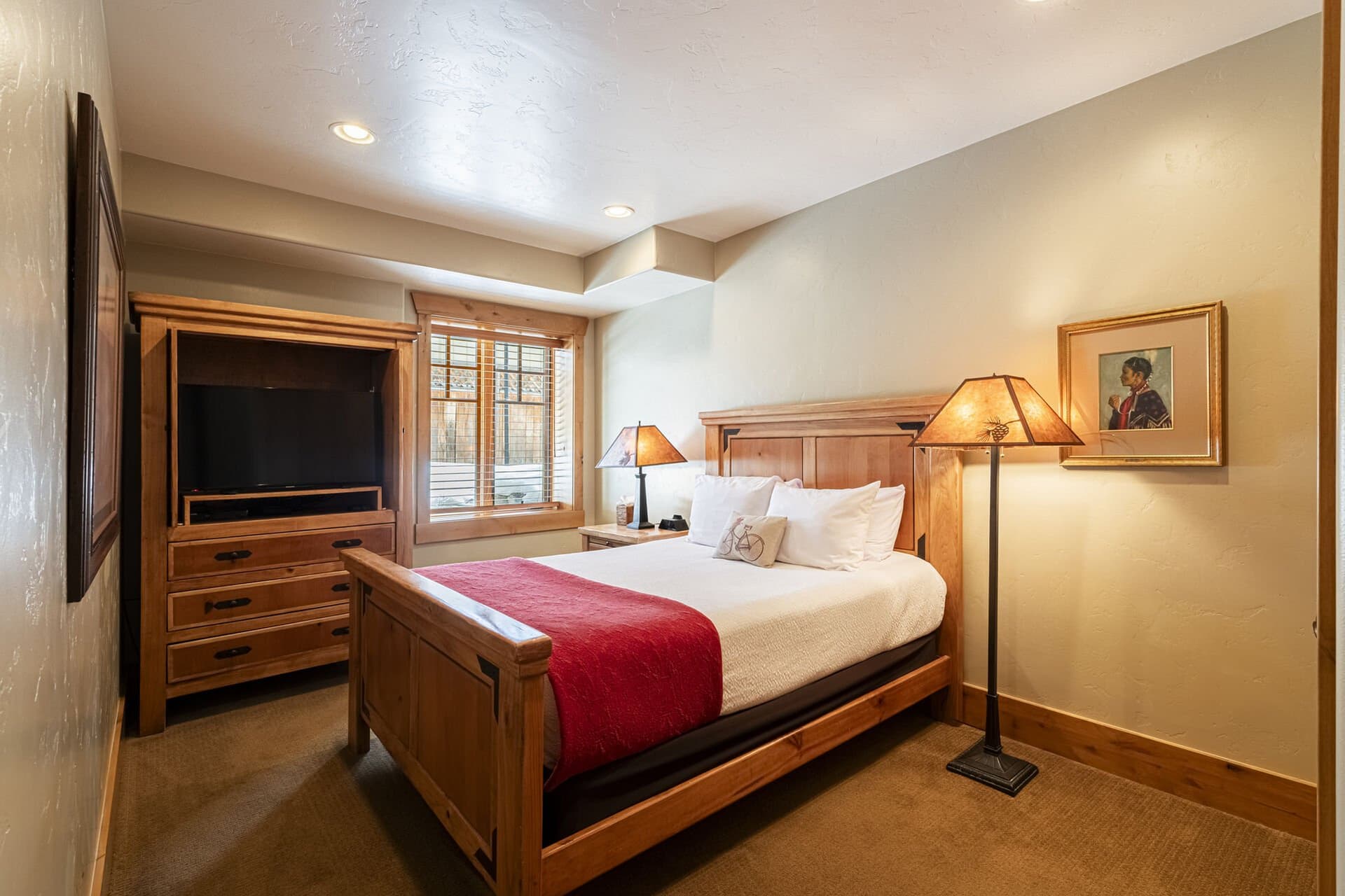 Powder Lodge - Image 35