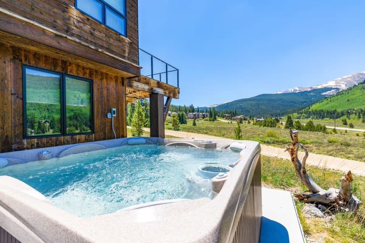 Echo Pines Chalet - Image 16