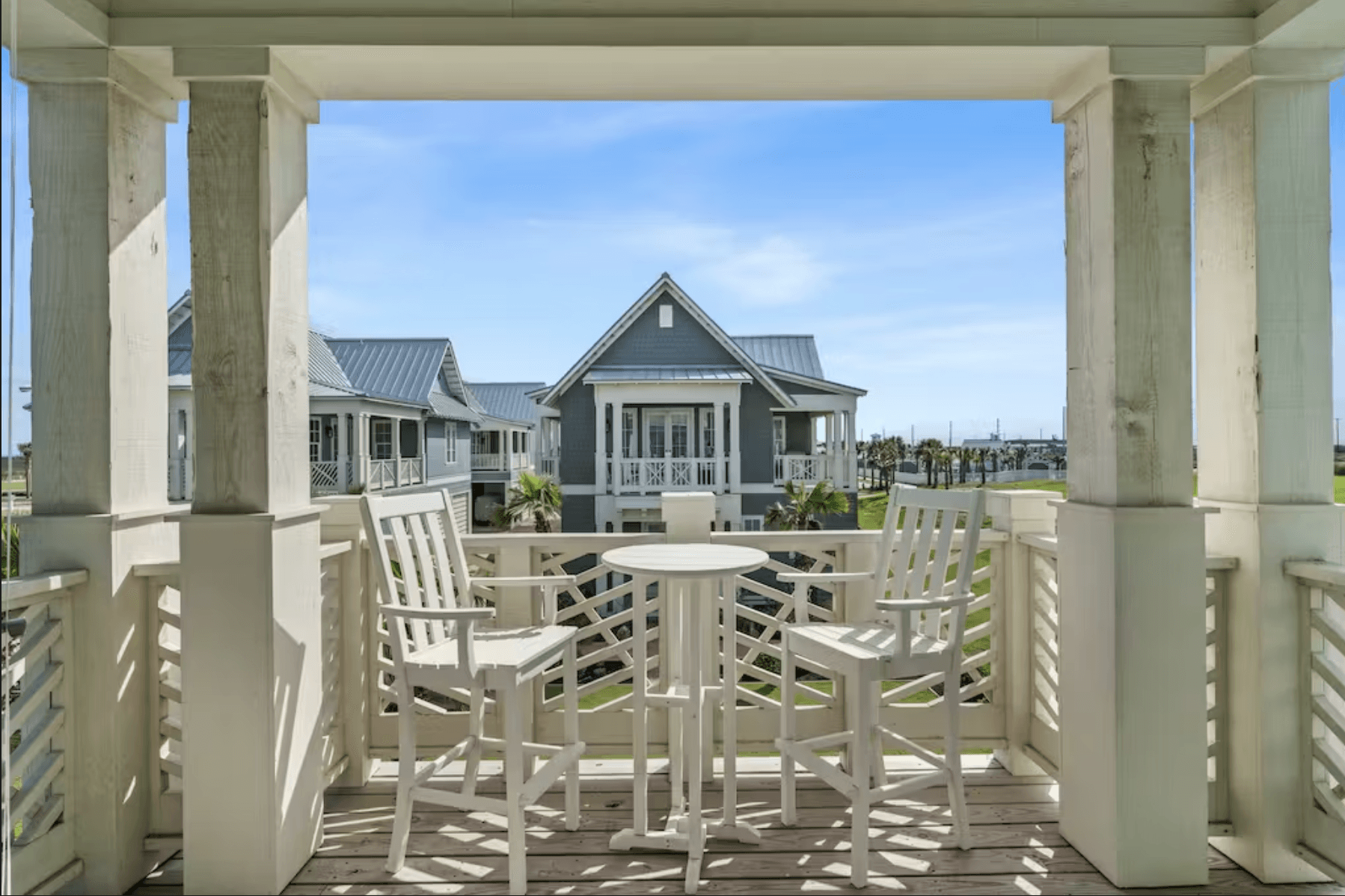 Beach Ball House - Image 41