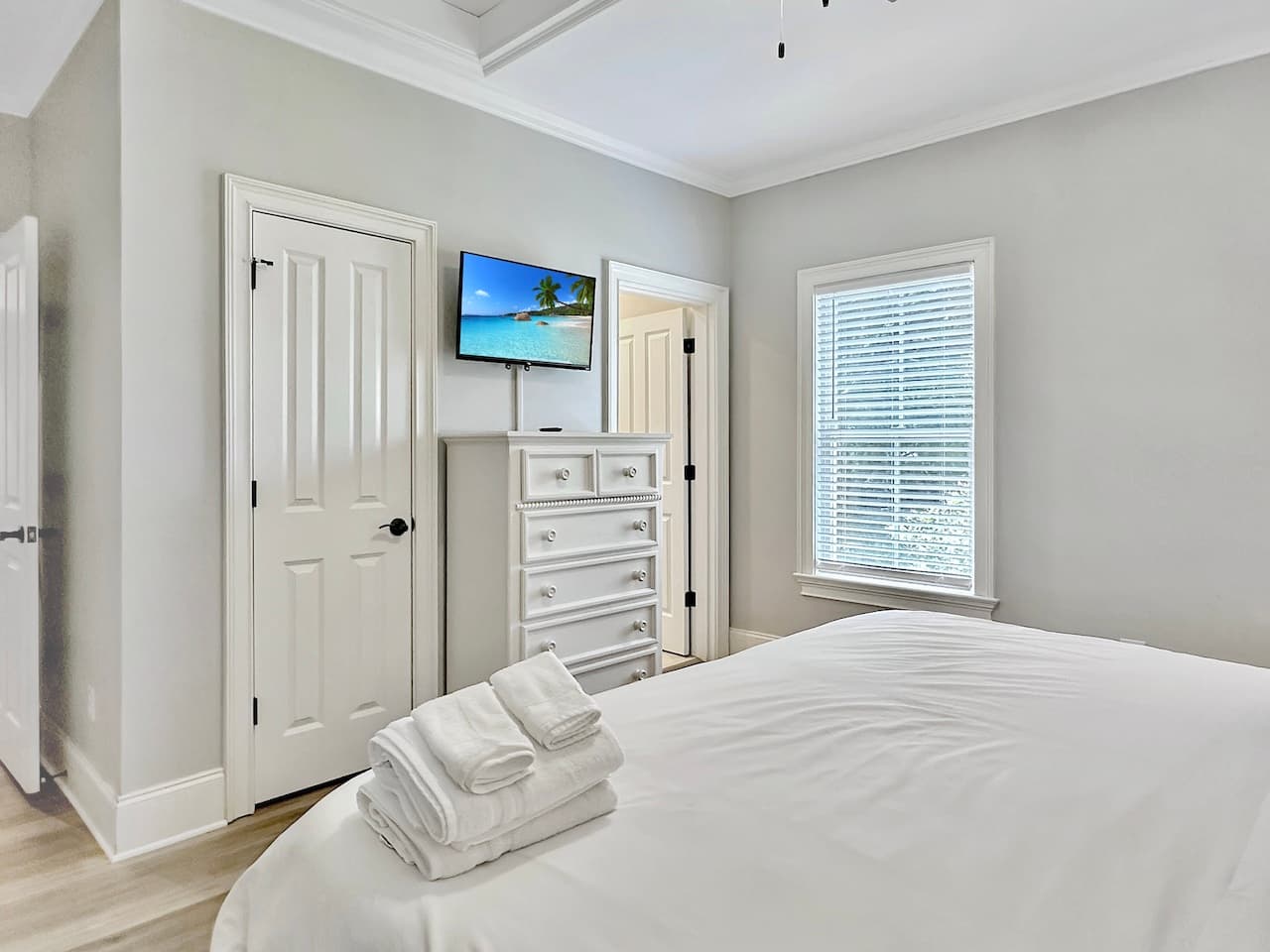 Beach Retreat - Image 57