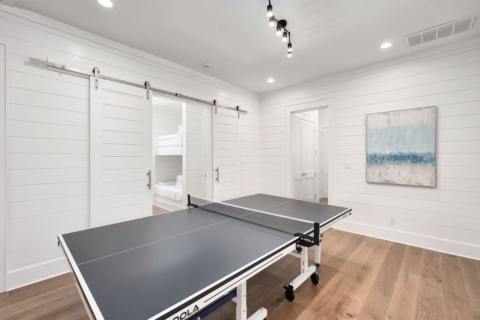 Oz by The Sea - Image 15