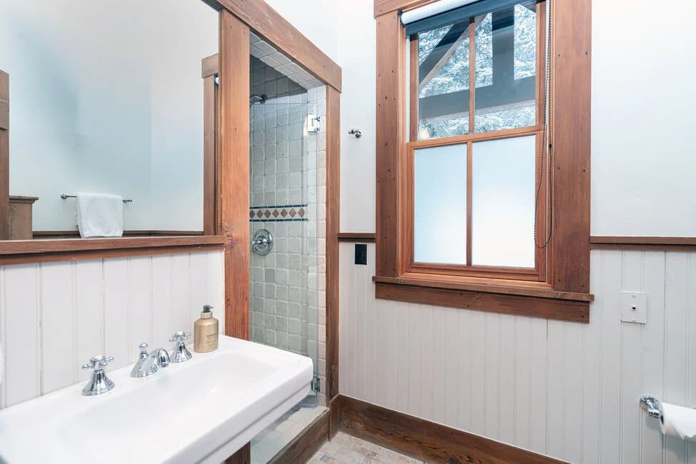 Copper Hollow - Image 24