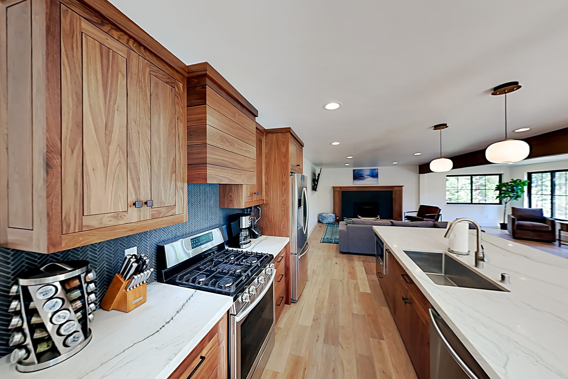 North Lake Adventure House - Image 4