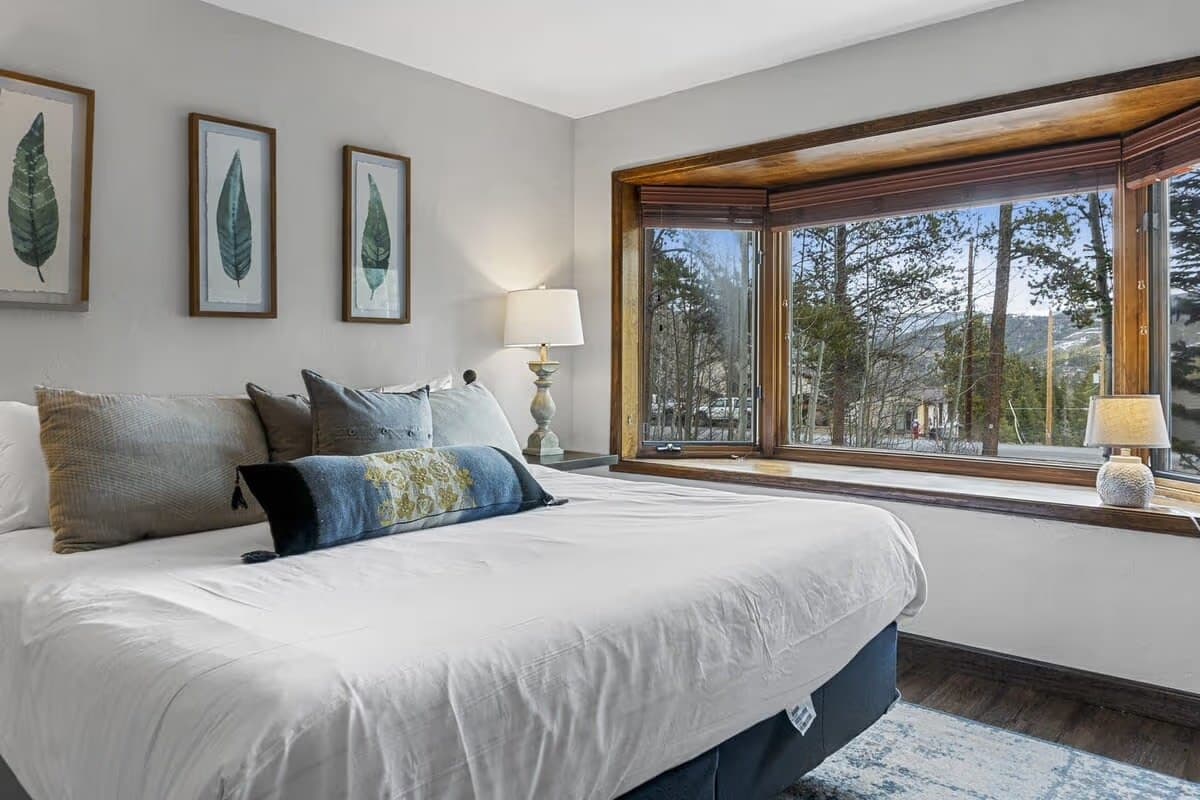 Pine Beam - Image 15