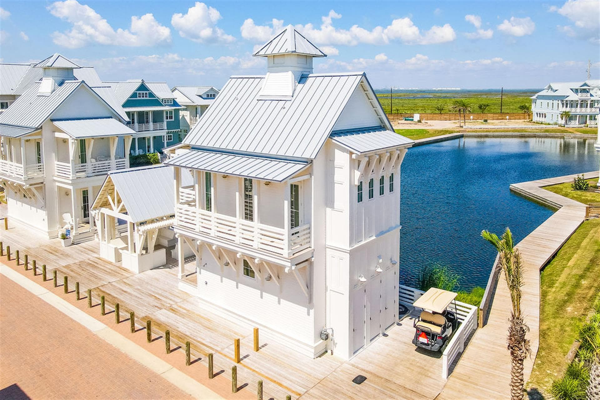 S'mores at the Shore - Image 1