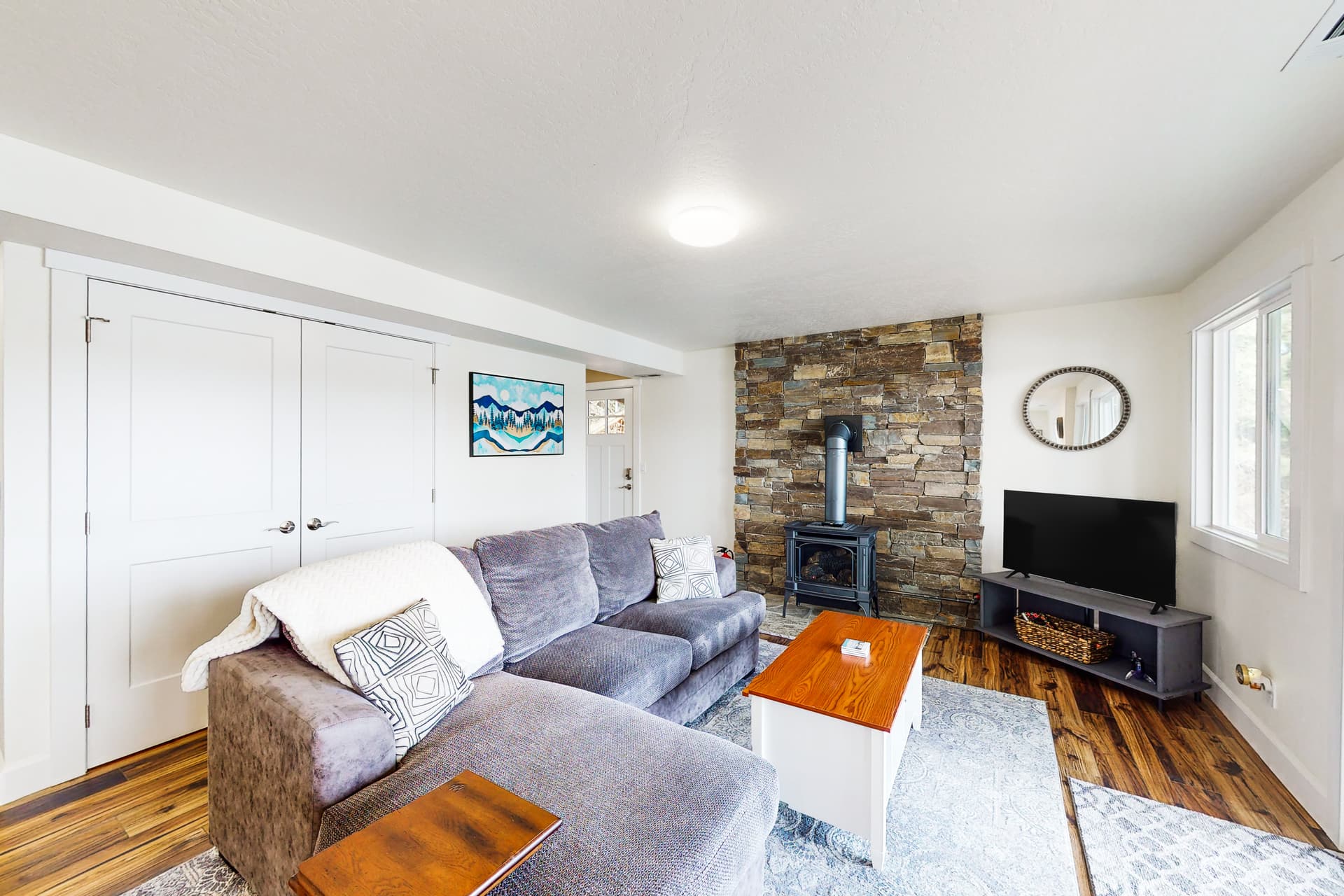 River House - Image 19