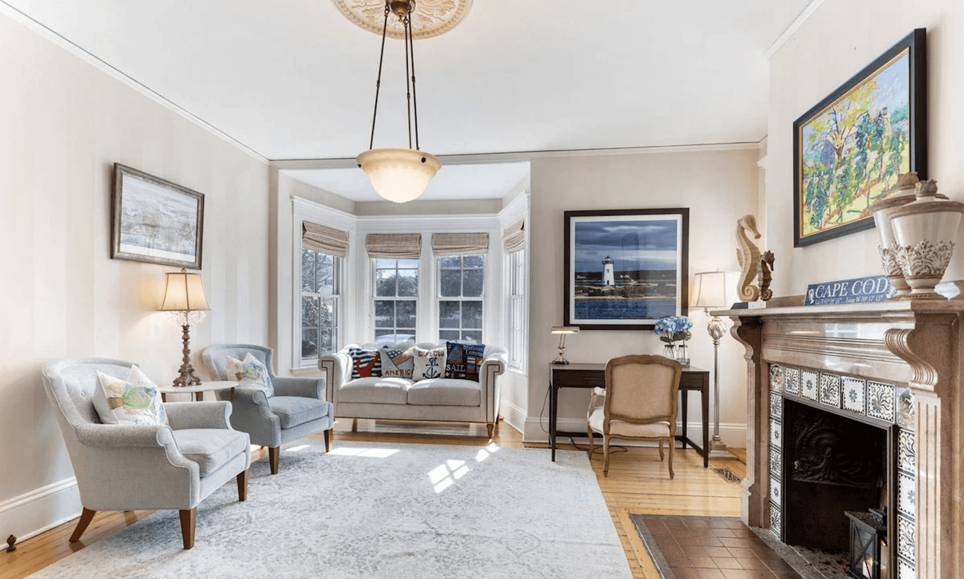 Center Of It All Estate - Image 18