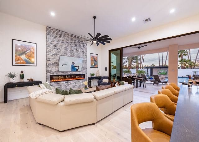 Estate on the River - Image 3